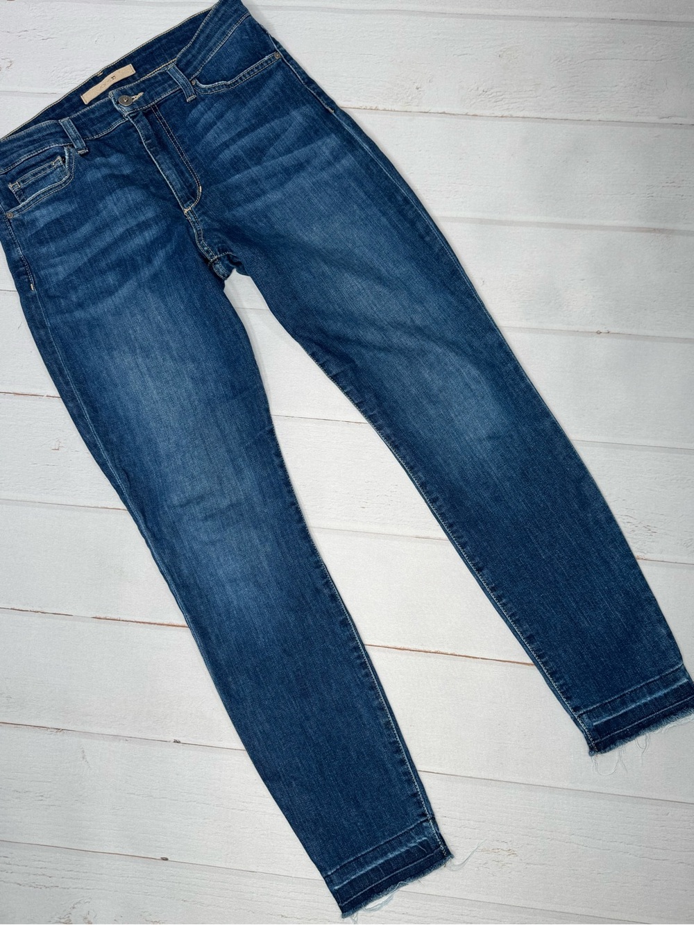 Joe's Jeans Women's High Rise Skinny Jeans Size 29 Medium Wash Raw Hem Stretch